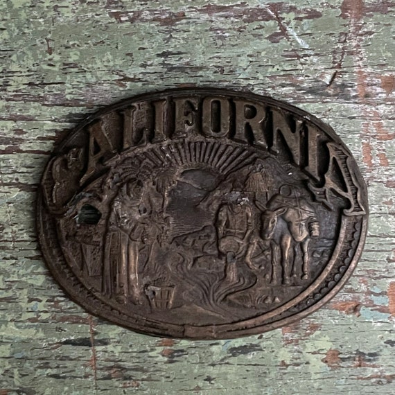 Vintage Buckle California 24K Gold Plated Belt Buckle CA Gold Mining Grape Harvesting California Scene Embossed Oval Buckle Chambers Phoenix