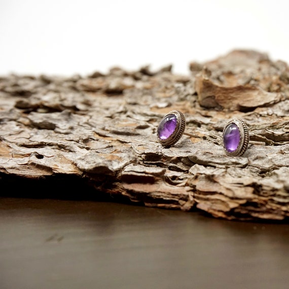 Vintage Amethyst Earrings Silver Set Oval Small Polished Purple Stone Cabochons Silver Beaded Border Pierced Earrings