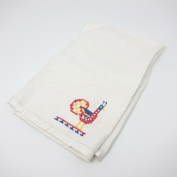 Vintage Tea Towel Roosters Red Yellow Blue Dishcloth 50s