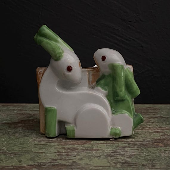 Vintage Ashtray Rabbits Lustreware Porcelain Ashtray Art Deco Bunny Ashtray Made in Japan 1930s