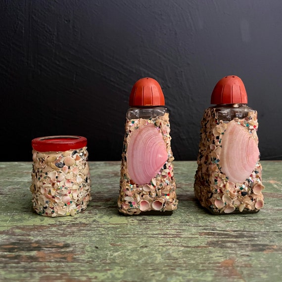 Vintage S&P Shakers Sea Shell Encrusted Salt and Pepper Shakers Anchor Hocking Toothpick Holder Set of 3 Pink Seashell Covered Glass Red Rim