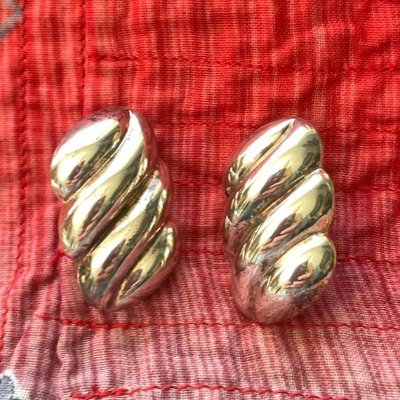 Vintage Silver Croissant Earrings Puffy Swirl Earring Pair Hollow Sterling Silver Stud Back Earrings