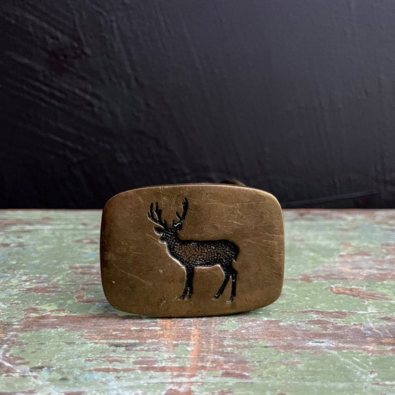 Vintage Deer Buckle Brass Belt Buckle Small for 1 1/2" Wide Belt Rustic Worn Brass with Etched Buck Motif Buckle BTS 1980s Mens Accessory