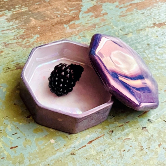 Antique Lusterware Box Purple Luster Porcelain Q&E.G. Royal Austria Lidded Container Small Octagonal Box w/ Lid Pill Box Ring Holder Violet