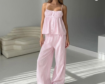 レディース ストライプ フリル パジャマセット | 柔らかな夏用パジャマ | ナイトウェアギフト