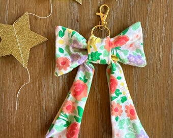 Schleife Taschenanhänger Schlüsselanhänger handgemacht kokett Flower Power Vintage Druck niedlichen girly Weihnachtsschmuck
