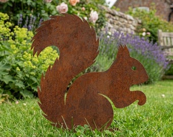 Estaca de jardín rústica de metal con forma de ardilla, adorno de ardilla para exteriores, decoración de jardín de acero con motivos de fauna silvestre, arte para césped con temática de bosque, regalo de ardilla para jardín en el Reino Unido