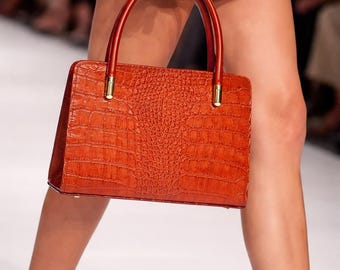 レザー トートバッグ レディース クロコ型押し トップハンドル 構造化ハンドバッグ