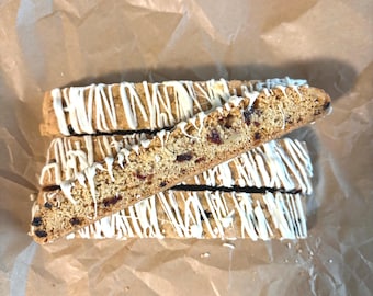 Biscotti de arándanos y nueces con glaseado de chocolate blanco - Paquete de 4