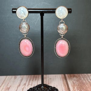 Pink conch and mother of pearl earrings
