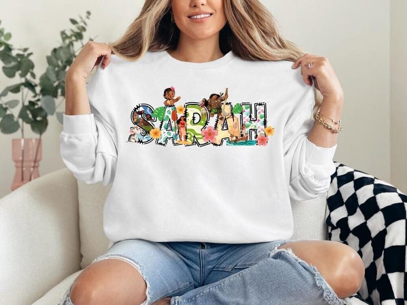Disney Princess Moana Shirt, Disney Moana Maui Shirt, Personalized Moana Name Shirt, Moana Family Matching Shirt, Hei Hei and Pua Sweatshirt Bild 3
