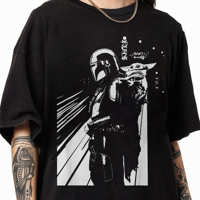 Mandalorian and Grogu A Clan Of Two Monochrome Shirt, Vintage StarWars Tee, StarWars Merch, Disneyland Family Matching, Gift For Dad Bild 1