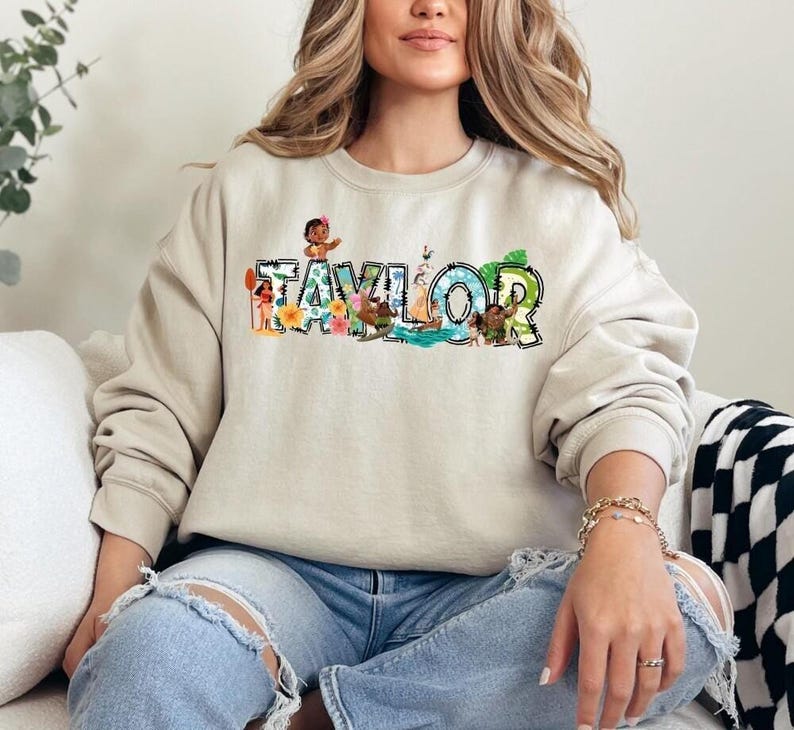 Disney Princess Moana Shirt, Disney Moana Maui Shirt, Personalized Moana Name Shirt, Moana Family Matching Shirt, Hei Hei and Pua Sweatshirt Bild 2