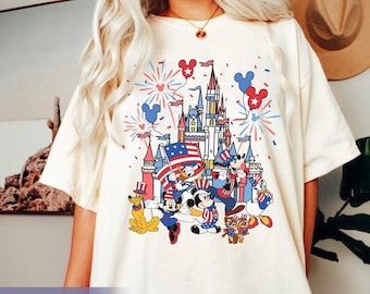 Happy 4th Of July Castle Shirt, Patriotic Freedom Family Tee, USA Celebration Vacation Outfit Comfort Colors