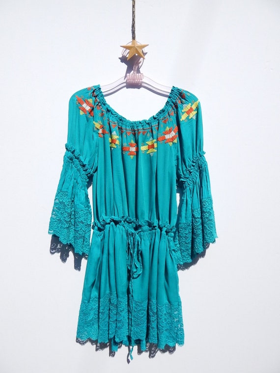 Embroidered Ethnic Mexican Dress / Tunic Top / Eth