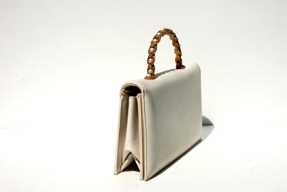 White LEATHER Gold Twisted Handle 1950's Pocketbo… - image 1