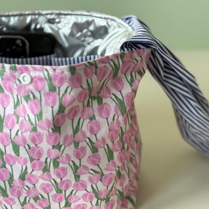 Tulip Paded Cotton Lunch Bag, Reusable Picnic, Insulated Bento Bag image 9