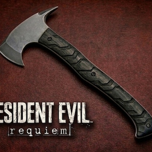 Resident Evil Requiem Leon Kennedy Yxa | Tomahawk i högkolstål med läderslida