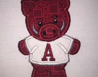 Children's Toddler Pig/Hog Mascot Applique with Personalized Name on a Short or Long Sleeve  T-Shirt