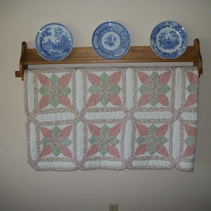 Quilt Rack Country Style  36&quot; to 46&quot; Plate Shelf
