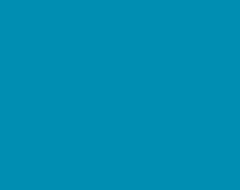Benartex Superior Solids in Turquoise (Fat Quarter or 1/4 yard)