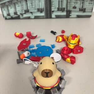 Iron Man Capybara 3D Printed Figure with LED Base - Funny Desk Decor 画像 3