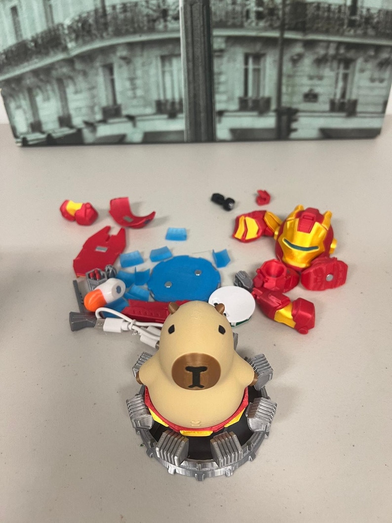 Iron Man Capybara 3D Printed Figure with LED Base - Funny Desk Decor 画像 3