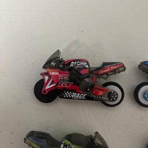 4pcs Friction-Powered Mini Moto Toys, Racing Bike Set for Boys image 5
