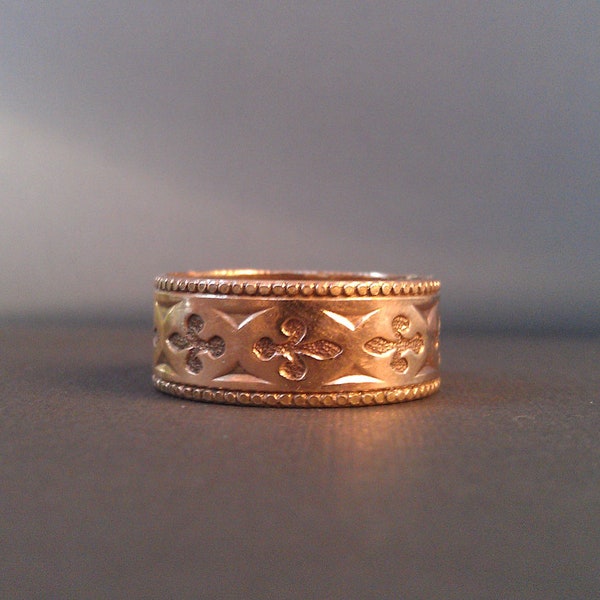 SALE Men's Wedding Cigar Band with Fleur de Lis Eternity Impressions