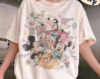 Retro Mickey and Friends Signature Birthday Shirt, Vintage Disney Family Vacation 2026 Tee, Custom Name Disneyland Trip Matching Group Shirt