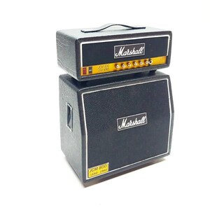 Amplificador em miniatura preto de 2 estágios | Mini amplificador de áudio feito à mão | Modelo eletrônico para hobby, exibição ou presente, escala 1/12