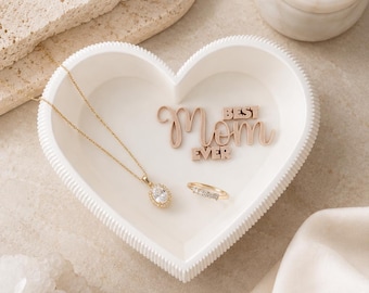 Minimalist Heart Tray for Mom, Jewelry Dish for Mothers Day, heart shaped trinket dish, Aesthetic Jewelry Holder, Vanity Decor Gift