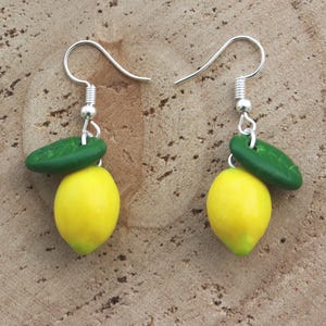 2 Paia Orecchini Da Donna Frutta – Design Anguria E Fragola, Leggeri (6-10 Gr), Materiale Resistente Alla Corrosione – Gioielli Chic E Colorati - 2