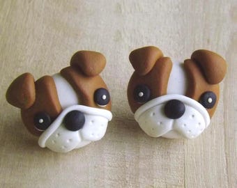Orecchini a lobo Bulldog Inglese in fimo creati a mano
