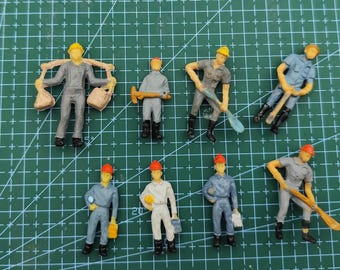 Conjunto de figuras de trabajadores en miniatura, figuras a escala 1:43, figuritas de obreros de la construcción, accesorios para dioramas pintados a mano, figuras para maquetas de trenes.