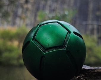 Steel Ball Run Replica Sphere – JoJo Inspired Collector Prop