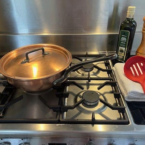 French, Professional Quality, Bourgeat, 28cm Sautese/Saucier, Stainless Steel Lined, with Lid