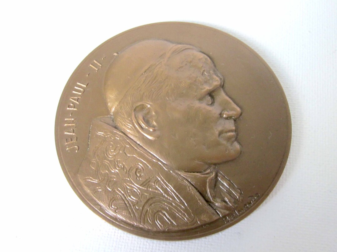 MEDAILLE - 2011 - CANONISATION DU PAPE JEAN-PAUL II -SOUS CAPSULE - 41 mm - 31 g