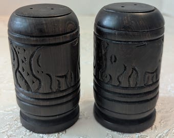 Vintage Hand Carved Wood Salt & Pepper Shakers Set Black Tribal Safari Elephant Giraffe Boho Kitchen Decor