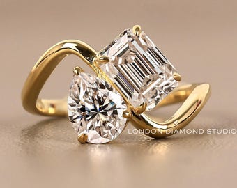 Toi et Moi Emerald Pear Lab Diamond Bypass Ring, Modern Gold Engagement Wedding