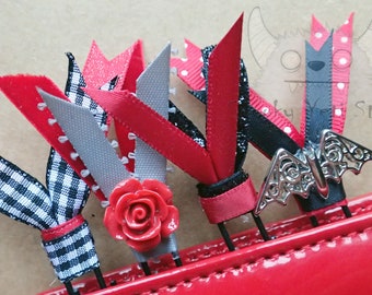 4 Large Double Ribbon Paper Clips *GOTHIC bats GLITTER black/red* For Planners & Scrapbooking.