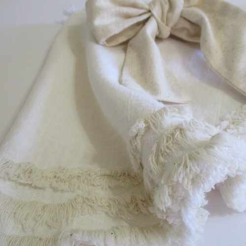 White Christmas Tree Skirt Farmhouse Decor Pencil Tree Skirt Etsy