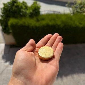 Lingote de oro de desecho de 102 g – Fundición de alta densidad a partir de PC y pines para inversión.