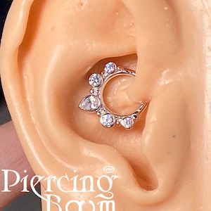 Teardrop CZ Clicker Daith Ohrring/Daith Piercing/Knorpel Piercing/Knorpel Hoop/Septum Ring/Nasenring/Creolen (1 Stück)