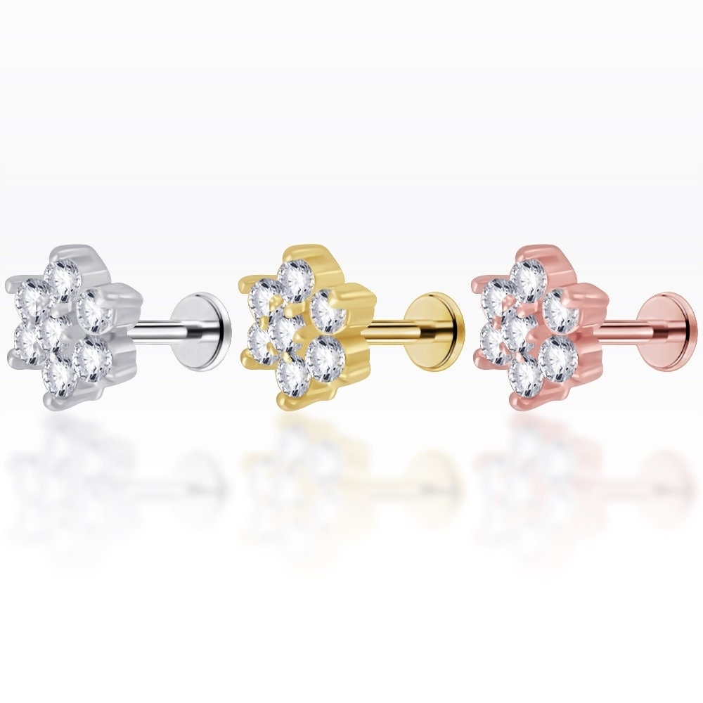 Piercing alla cartilagine a forma di fiore: perno a conchiglia in acciaio chirurgico con zirconia cubica e zirconia bianca - Italia