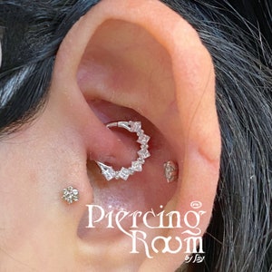 Square cz Clicker Daith Earring, Septum Ring, CZ Hoop Piercing, Cartilage, Clicker Ring, Helix Earring, Eternity Hoop (1pc)