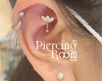 Triple Marquise CZ curved barbell/Snug piercing/Eyebrow piercing/Curved barbell/Ear piercing (1pc)
