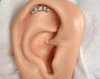 Five stone curve vertical Sterling Silver Earring: Flat Back Vertical Piercing (1pc)