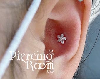 Silver Flower Gems Screw flat back Tragus, Dainty earring, Tiny earring, Cartilage earring, Tragus piercing, Helix piercing