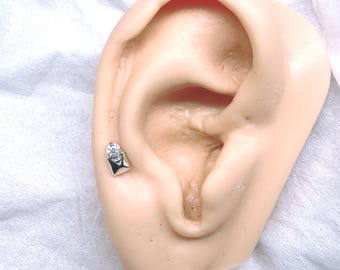Square pyramid/round CZ SCREW flat back Tragus/cartilage/ helix /Monroe/lobe piercing (1pc)